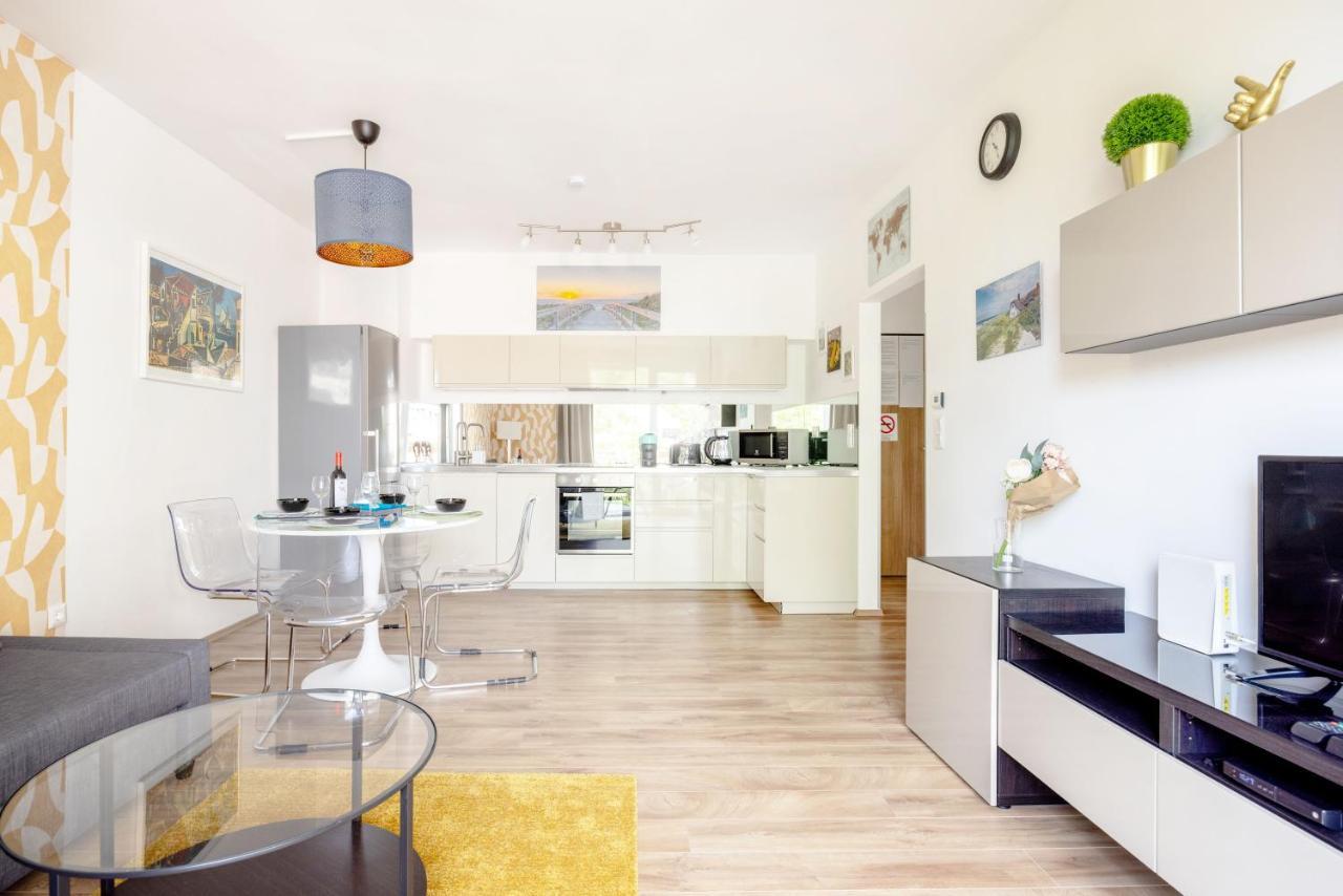 Feel Home Superior # Free Parking # Balcony # Ac Budapest Kültér fotó