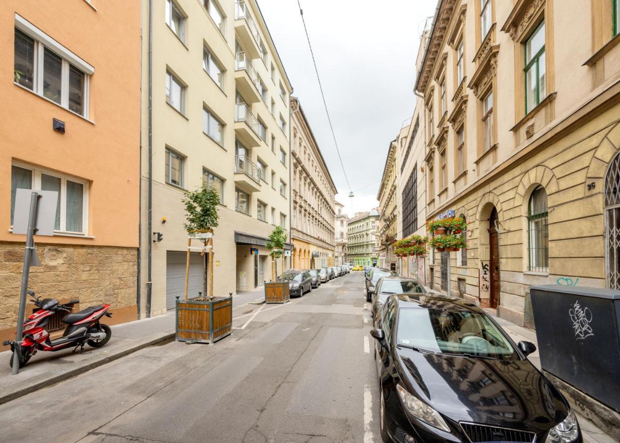 Feel Home Superior # Free Parking # Balcony # Ac Budapest Kültér fotó